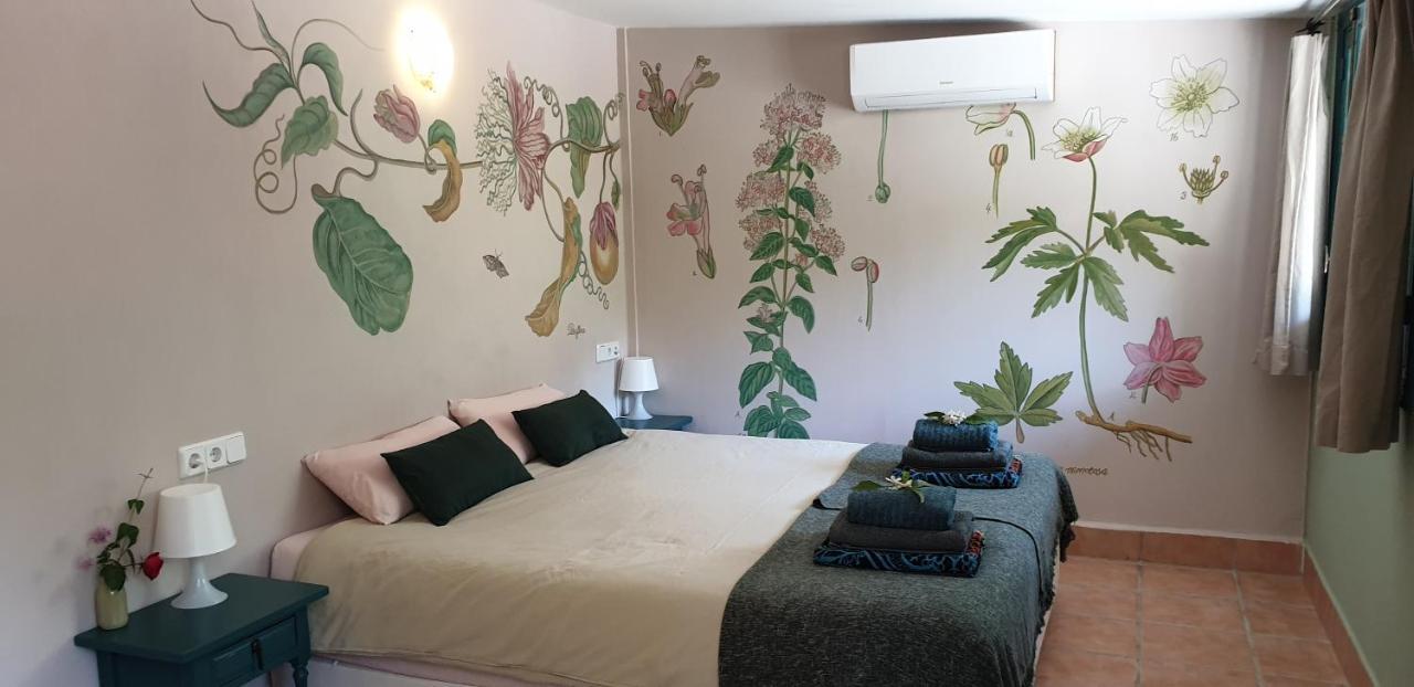 Vegan Guesthouse Finca Pereila Coin Exterior photo